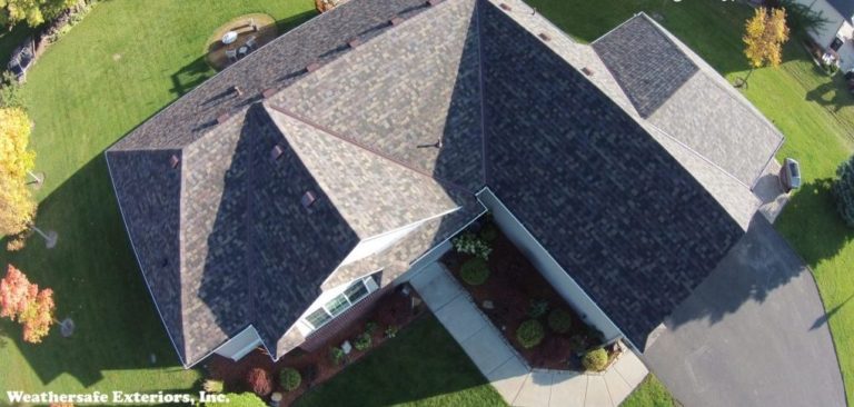 When and When Not to Hire a Roofing Contractor?